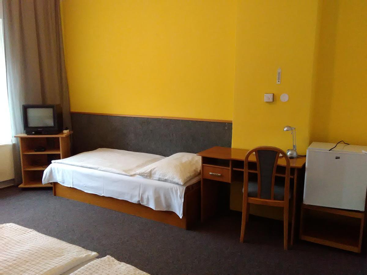 Penzion Vis A Vis Třebíč Zewnętrze zdjęcie